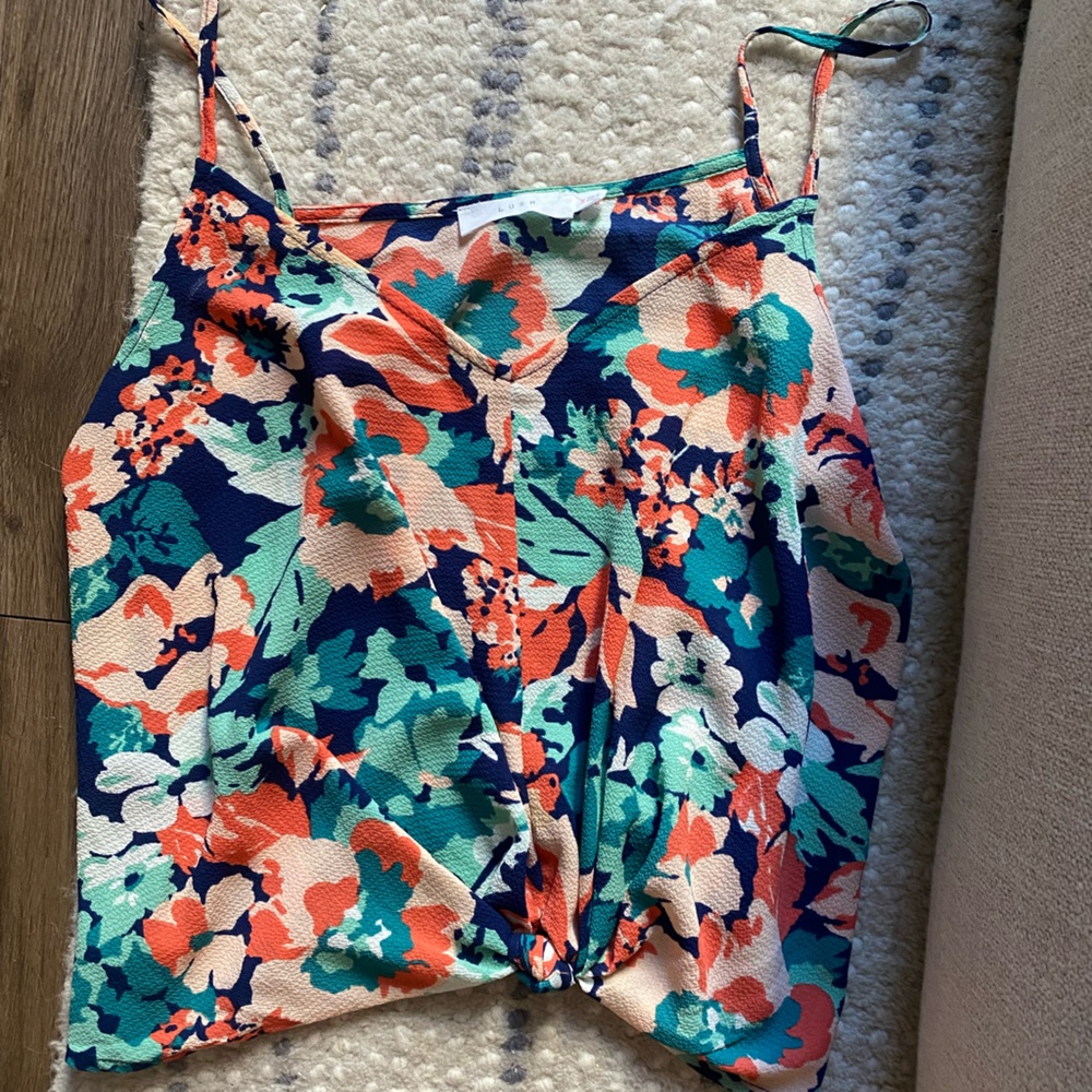Tank top crop